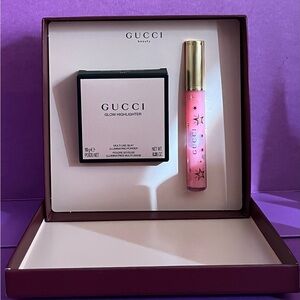 Gucci Glow Highlighter and lipgloss Gift Set in Pink and Gold